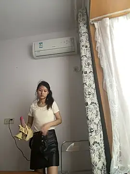 Snapshot of Zbnmji chatting on 07.17.26 Zbnmji online show from 07.17.26