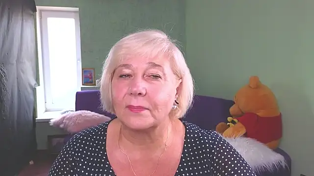 Snapshot of Milane_Milky chatting on 06.14.26 Milane Milky online show from 06.14.26