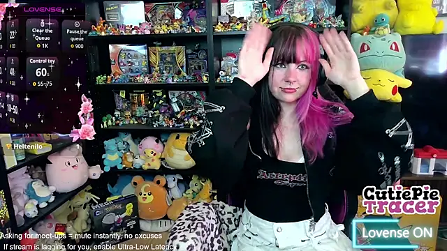 Snapshot of CutieTracer chatting on 05.25.26 CutieTracer online show from 05.25.26
