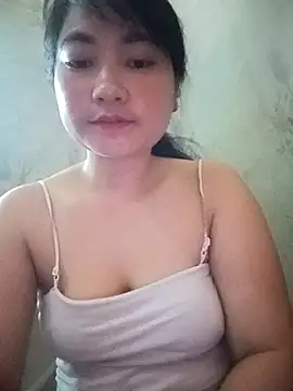 Linh Hoang online show from 06.04.26