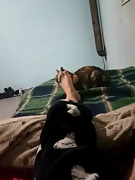 Skinnygirljulie online show from 04.05.26