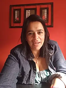 lucianamorocha online show from 06.03.26