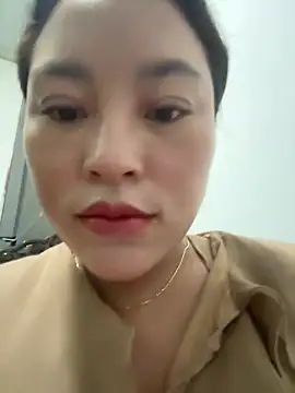 Snapshot of Lina-Naughty chatting on 07.17.26 Lina-Naughty online show from 07.17.26