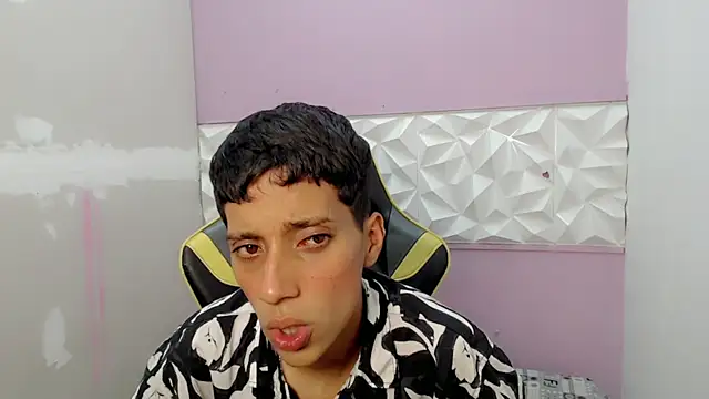 Yei lee  online show from 04.03.26