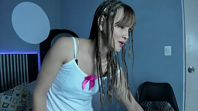 Alina Valmont online show from 04.01.26