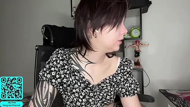 MadalynNosel online show from 07.12.26