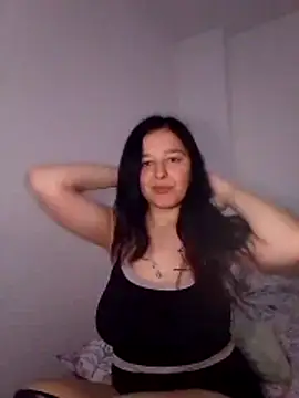 EmmaWillow online show from 04.08.26