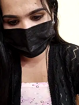 Snapshot of Shakshana-queen chatting on 04.08.26 Shakshana-queen online show from 04.08.26