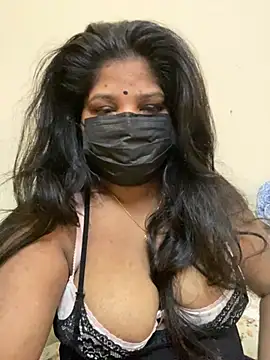 Snapshot of Shalu_naughty69 chatting on 07.18.26 Shalu naughty69 online show from 07.18.26