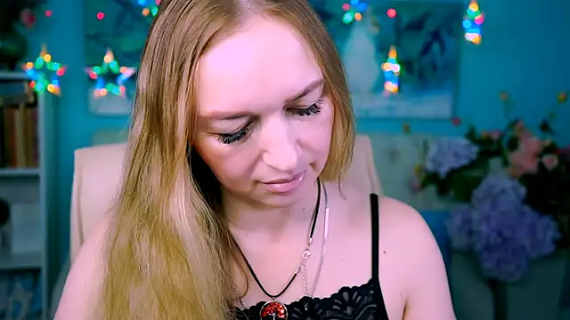 MiaHarrison  online show from 04.07.26