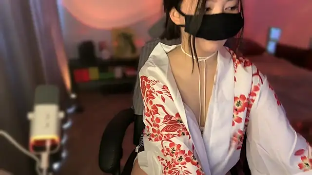 rin night online show from 04.11.26