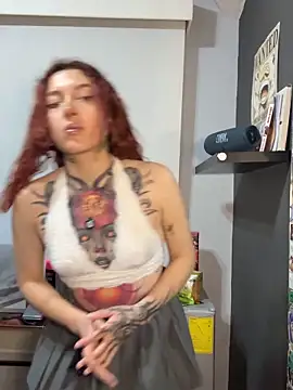 Snapshot of Selena_Rouge1 chatting on 05.30.26 Selena Rouge1 online show from 05.30.26