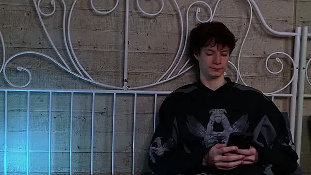 EdwardHogan online show from 04.02.26