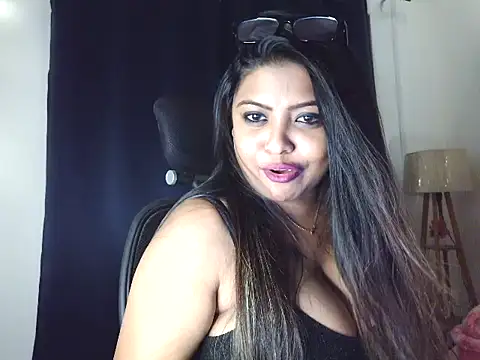 monika sassy online show from 04.02.26