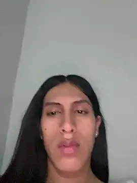 Snapshot of luna_duque chatting on 06.23.26 luna duque online show from 06.23.26