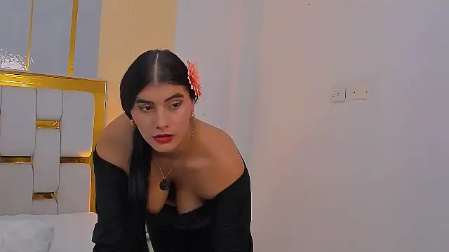Alara Keyy online show from 05.26.26