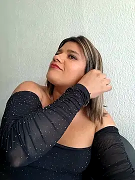 Snapshot of Mia_80 chatting on 04.07.26 Mia 80 online show from 04.07.26