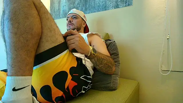 TROY KIRK online show from 04.09.26