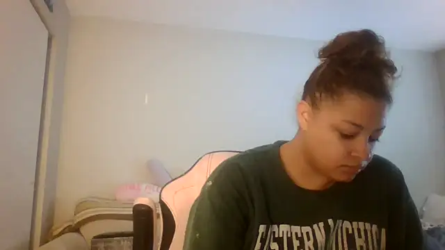 madzbailey online show from 06.11.26