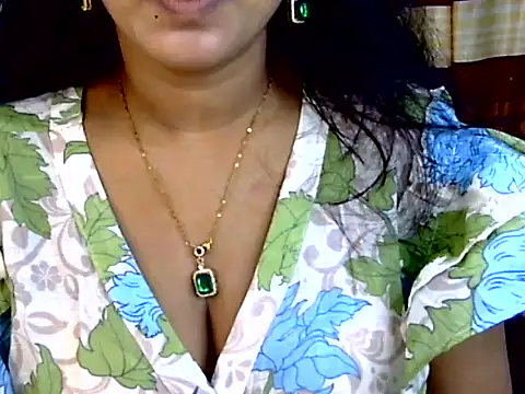 Noor Zarin online show from 04.13.26