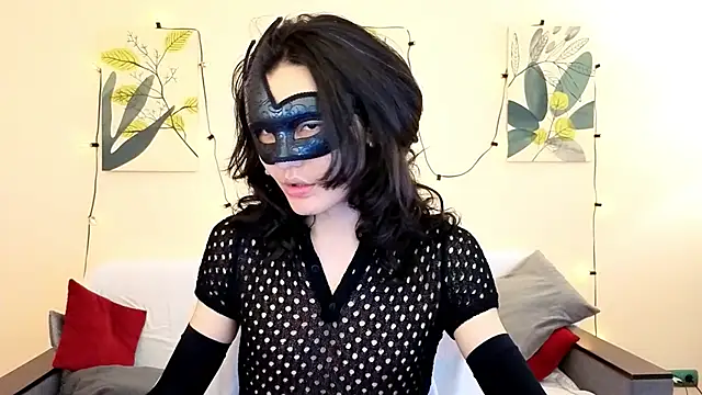 FormOverFear online show from 04.04.26