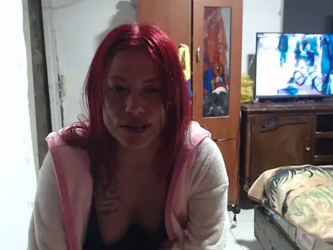 Snapshot of amber_squirtsx chatting on 07.05.26 amber squirtsx online show from 07.05.26