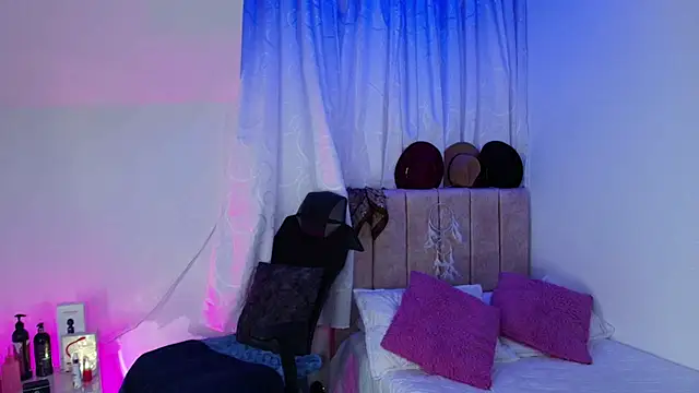 bunnykat  online show from 06.03.26
