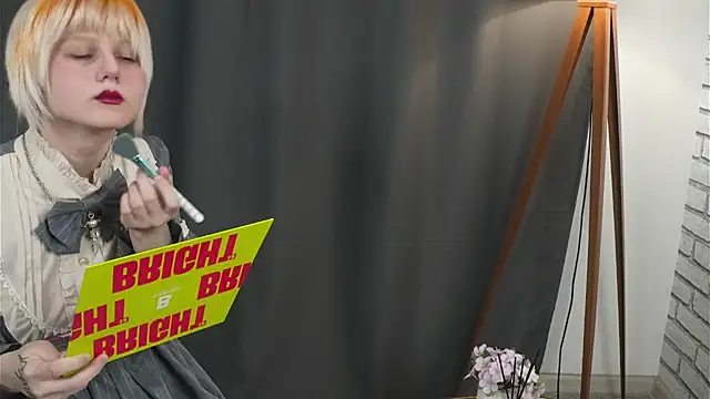 CarriKhano online show from 04.06.26