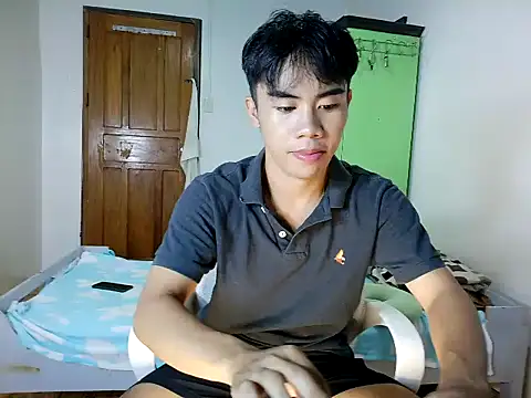 Snapshot of valerio_fernan chatting on 07.19.26 valerio fernan online show from 07.19.26