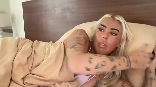 jesswilde xo online show from 04.22.26