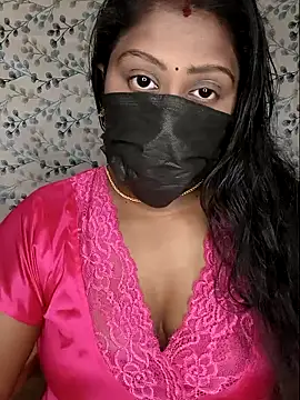 Romantic Woman online show from 04.14.26