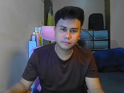 Snapshot of tipsy_butter chatting on 05.20.26 tipsy butter online show from 05.20.26