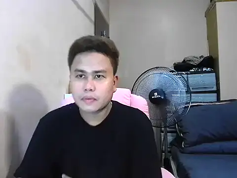 Snapshot of tipsy_butter chatting on 06.29.26 tipsy butter online show from 06.29.26