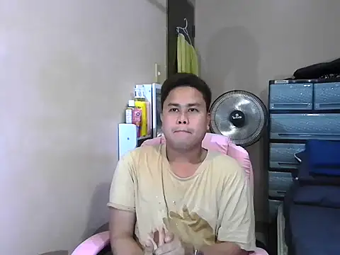 Snapshot of tipsy_butter chatting on 07.12.26 tipsy butter online show from 07.12.26