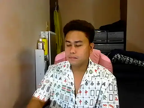 Snapshot of tipsy_butter chatting on 07.18.26 tipsy butter online show from 07.18.26