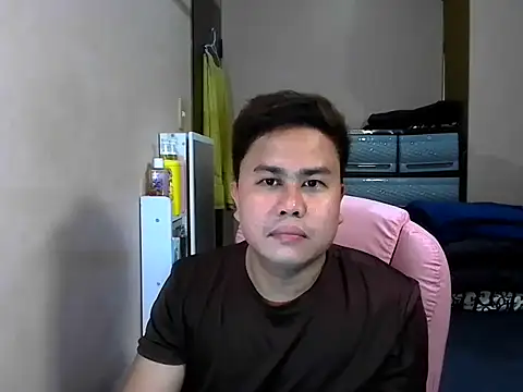 Snapshot of tipsy_butter chatting on 07.19.26 tipsy butter online show from 07.19.26