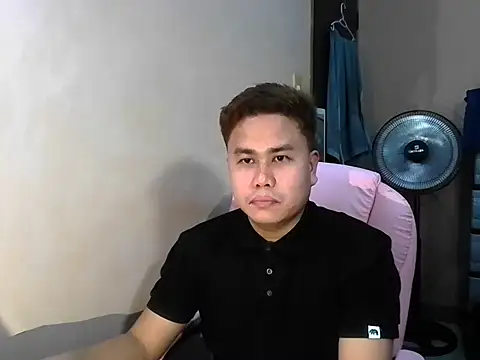 Snapshot of tipsy_butter chatting on 07.24.26 tipsy butter online show from 07.24.26