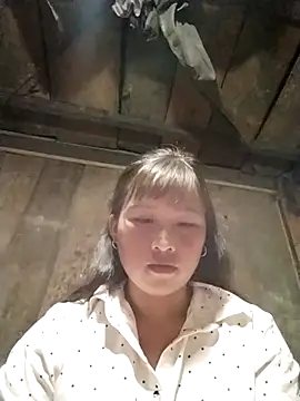 Snapshot of Yo-must chatting on 04.04.26 Yo-must online show from 04.04.26