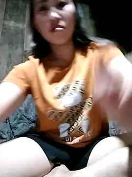 Snapshot of Yo-must chatting on 04.07.26 Yo-must online show from 04.07.26