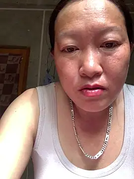 Snapshot of candy-beo chatting on 05.16.26 candy-beo online show from 05.16.26
