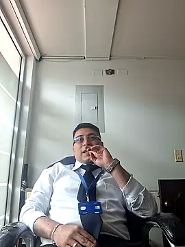 J0nathannn online show from 04.21.26