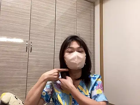 Snapshot of lemonade_madame chatting on 07.20.26 lemonade madame online show from 07.20.26