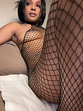 AreeAmor online show from 04.14.26