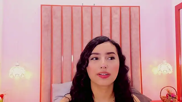 Snapshot of Zoe_Monrow chatting on 05.30.26 Zoe Monrow online show from 05.30.26