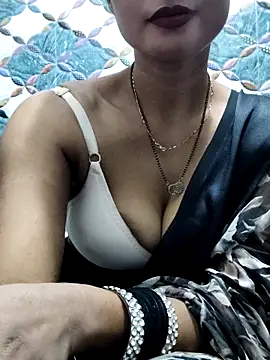 Snapshot of Neha_lovers chatting on 04.05.26 Neha lovers online show from 04.05.26