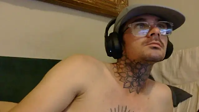 Snapshot of Lilbigway69 chatting on 06.08.26 Lilbigway69 online show from 06.08.26