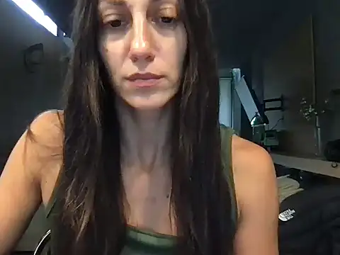 Snapshot of canduxgirl chatting on 04.07.26 canduxgirl online show from 04.07.26