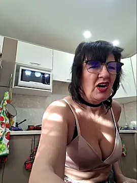 LaliaMia online show from 02.19.25