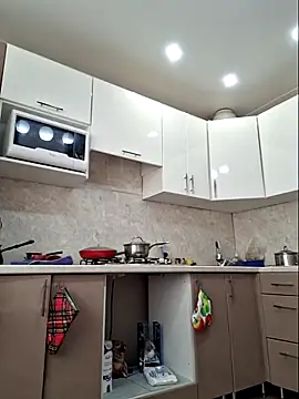 LaliaMia online show from 02.19.25