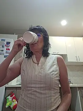 LaliaMia online show from 03.14.26